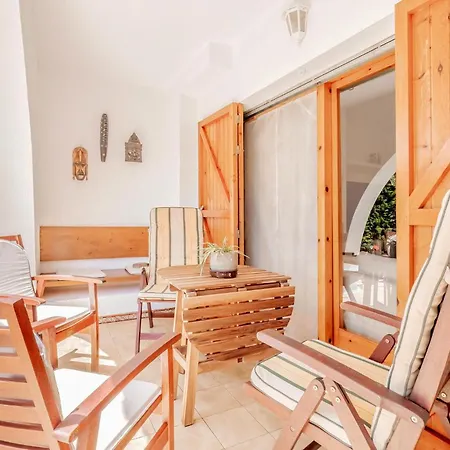 Ferienhaus In Platja Daro With Wifi *